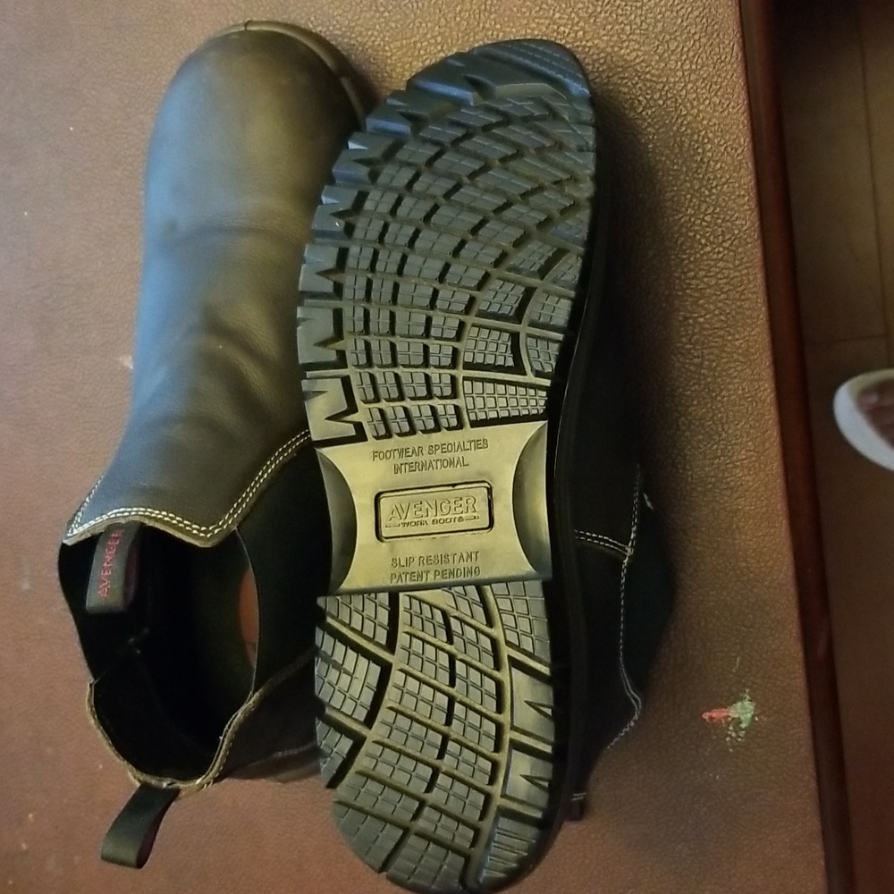 Avenger Work Boots - image 2